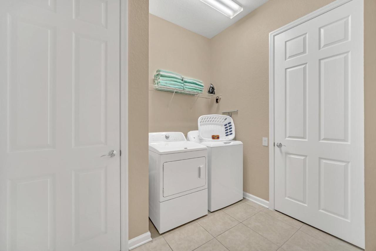 Lakeview Directly Next To Pool Near Wdw Apartment Orlando
