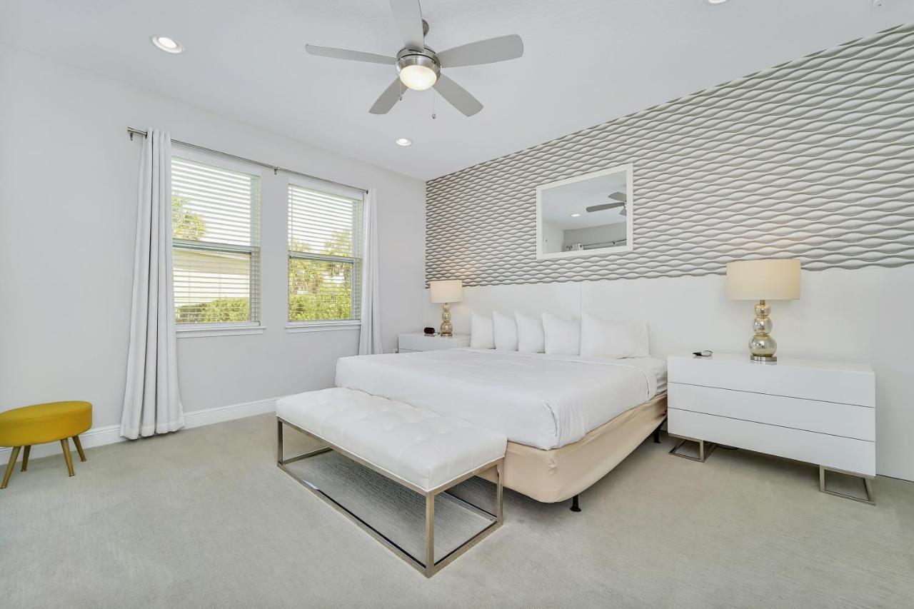 Breathtaking With Theater Near World By Rentyl - 7703g Holiday home Orlando