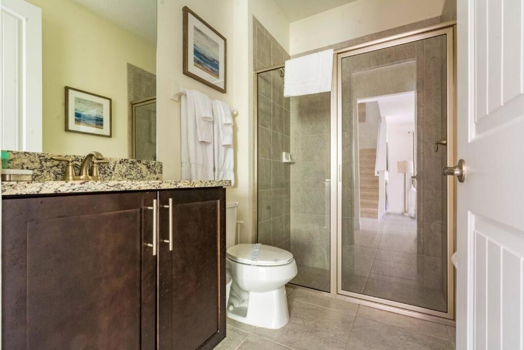 Luxurious Encore 10 Min Inc/waterpark Holiday home Orlando