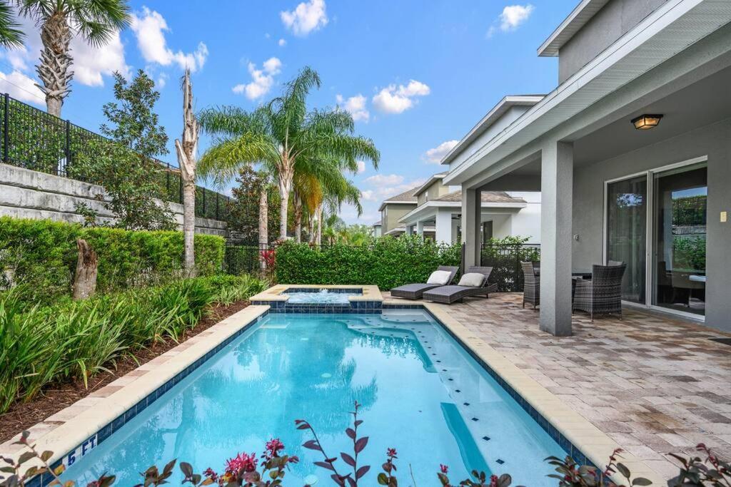 Luxurious Encore 10 Min Inc/waterpark Orlando