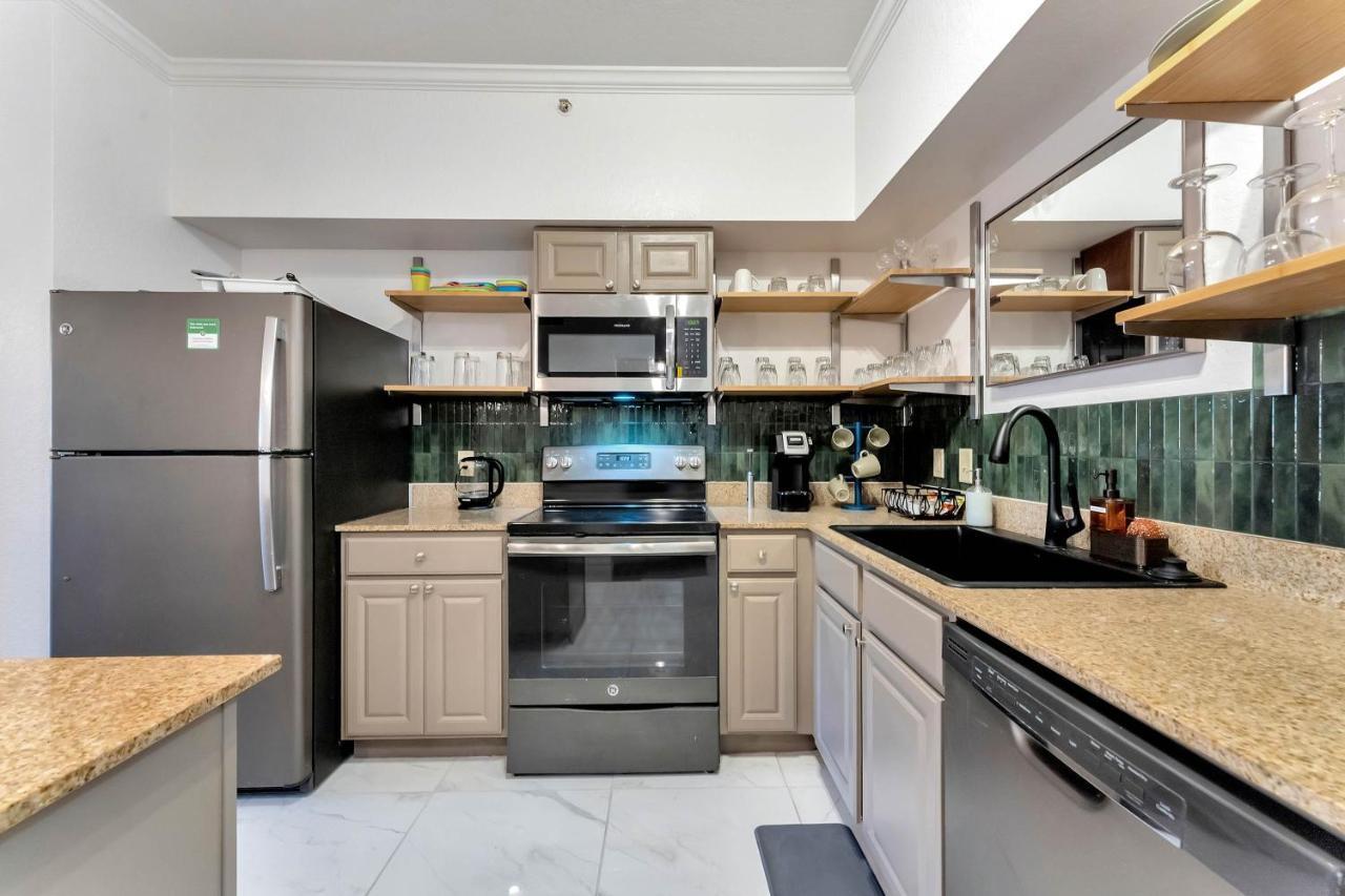 Designer Corner 3br/2ba -disney & Universal Apartment Orlando