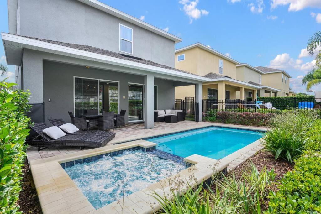 Luxurious Encore 10 Min Inc/waterpark *