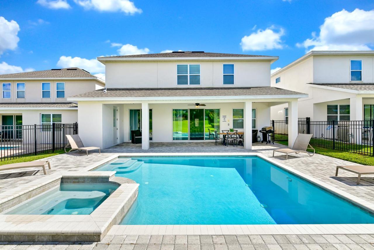 Holiday home Cozy By Rentyl With Pool Near World - 7450m