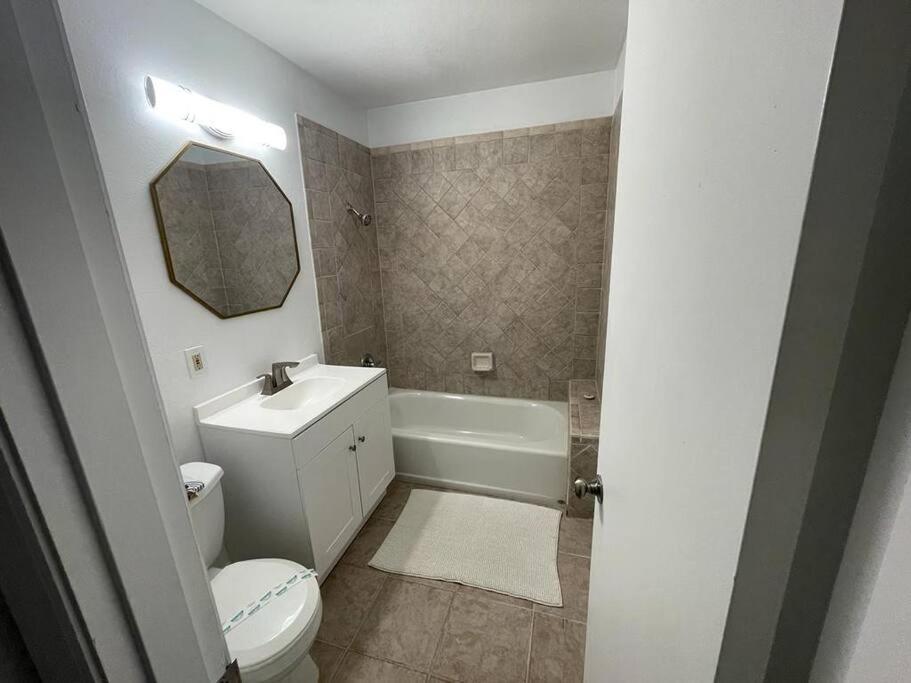7326 View Bungallow-5 Minutes Universal