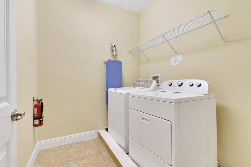 Holiday home 7326 View Bungallow-5 Minutes Universal Orlando