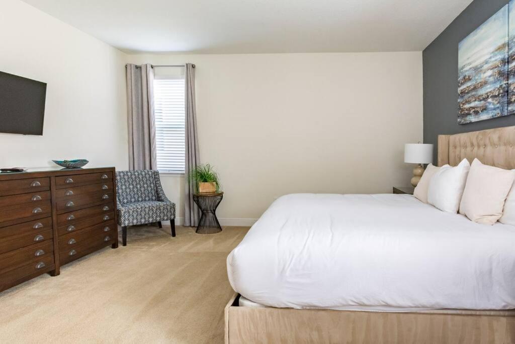 Luxurious Encore 10 Min Inc/waterpark