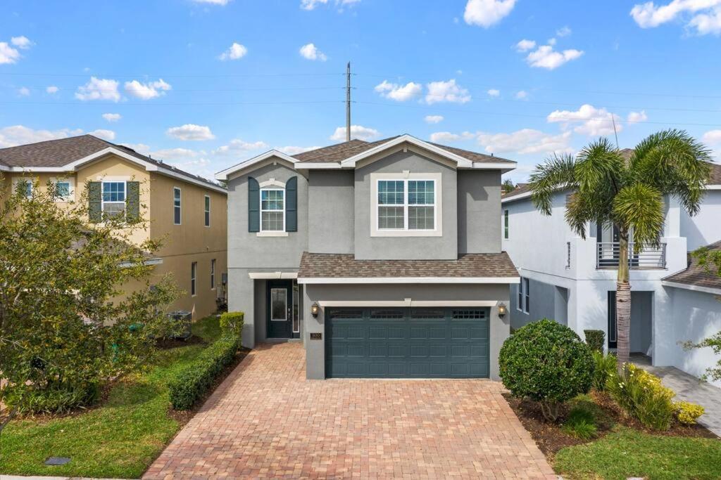 Holiday home Luxurious Encore 10 Min Inc/waterpark Orlando