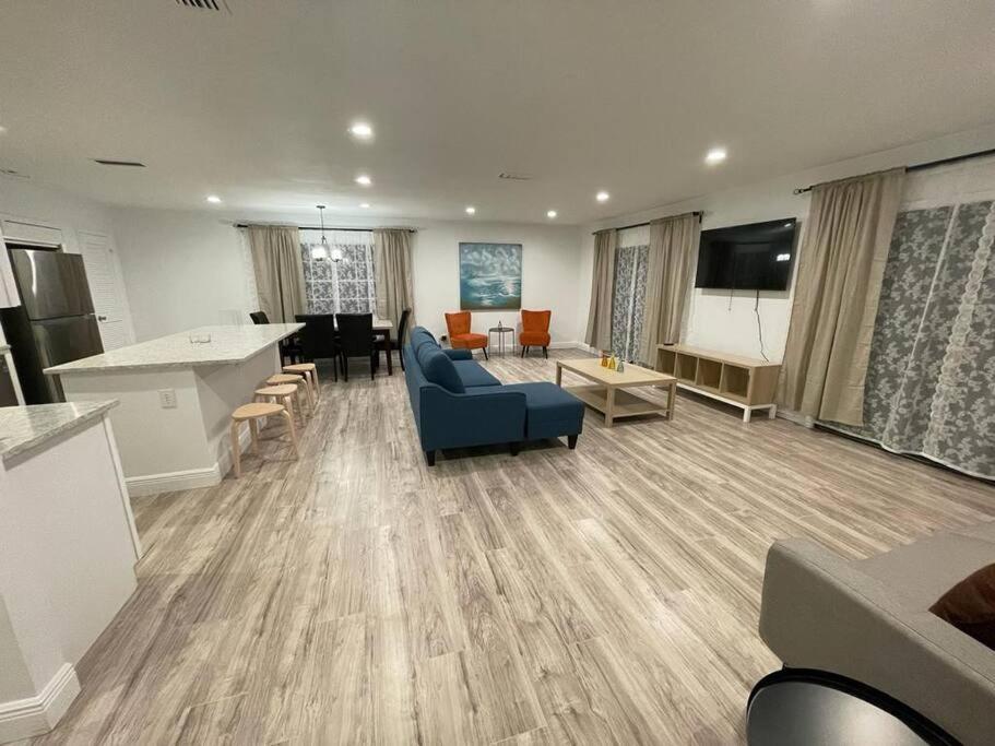 7326 View Bungallow-5 Minutes Universal Holiday home Orlando
