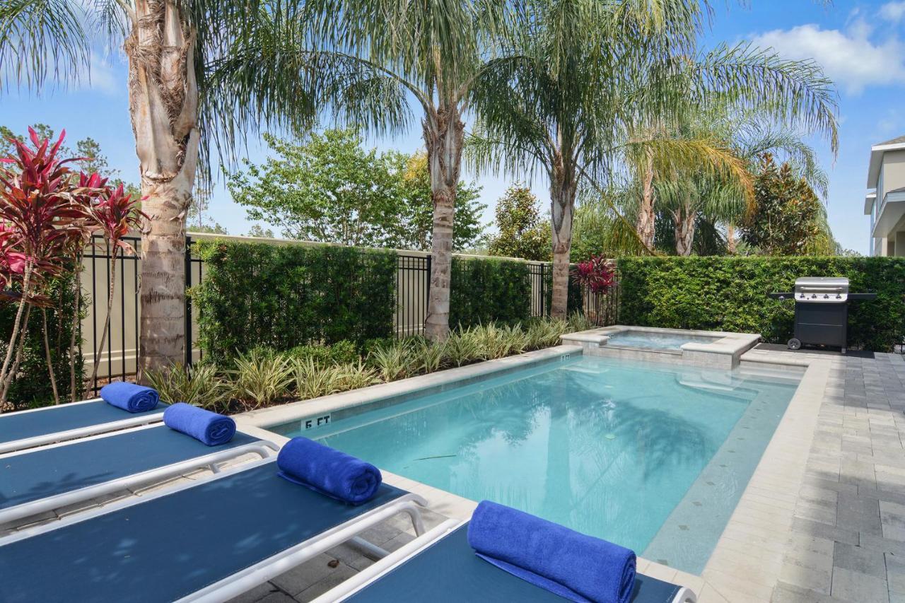 Eight Bedrooms With Pool & 481