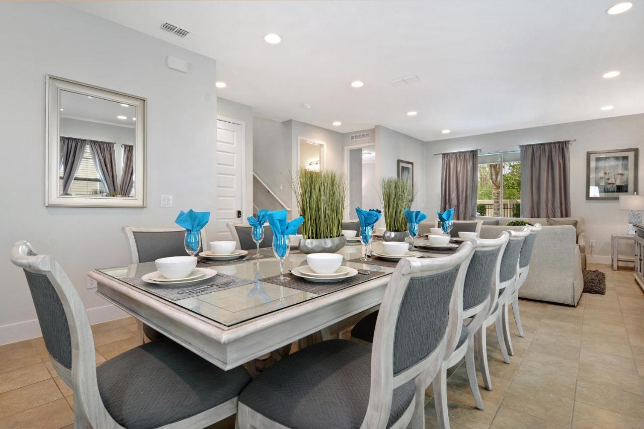 Eight Bedrooms With Pool & 481 Holiday home Orlando