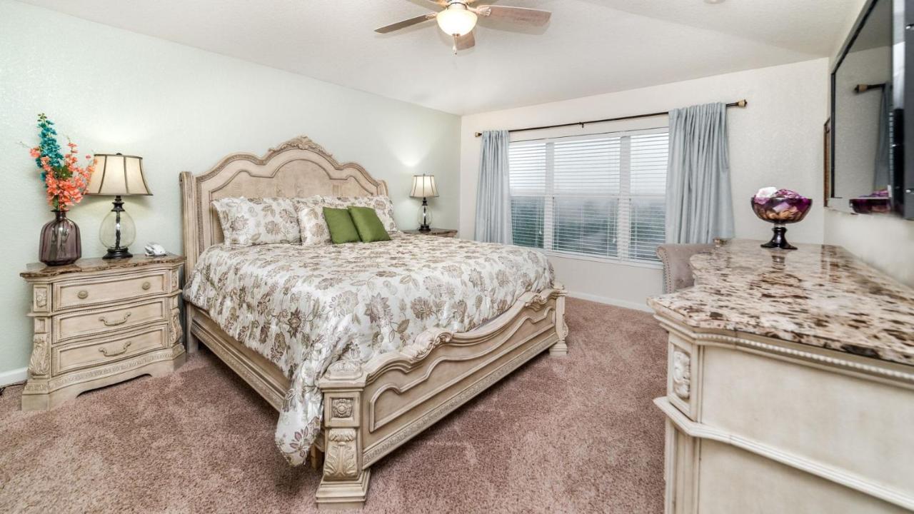 Windsor Hills - 6 Bed 5 Baths Holiday home *