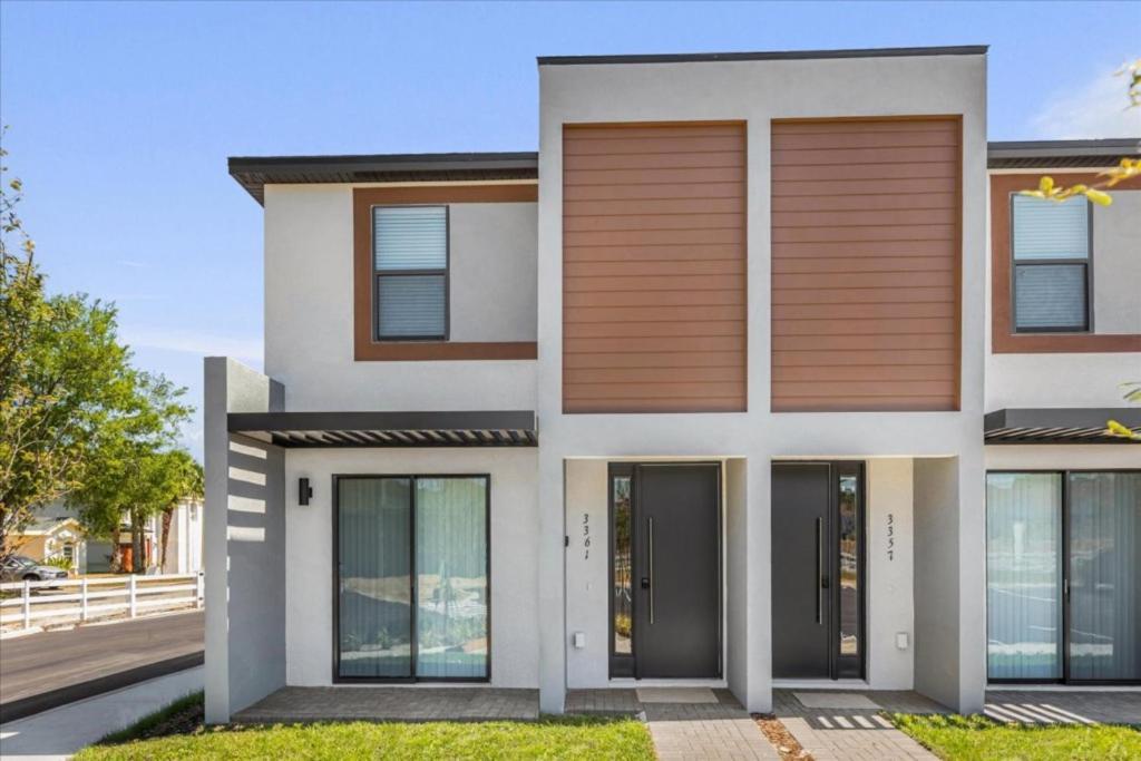 3 Bedrooms- 3 Bathrooms The Hub 3361 Tt Holiday home *