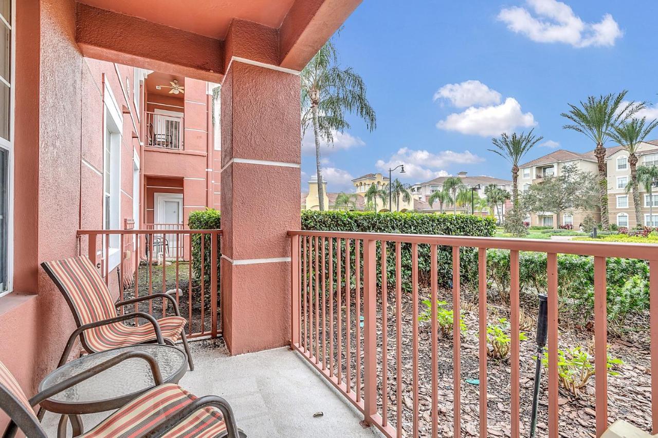 Ground-floor Next To Vista Cay Clubhouse And Pool! Apartment Orlando