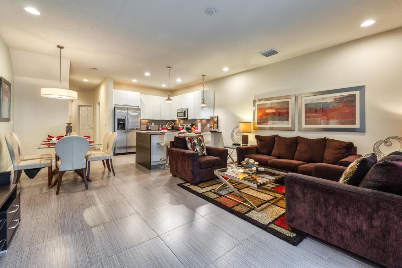 Amazing With Private Pool Near Orlando