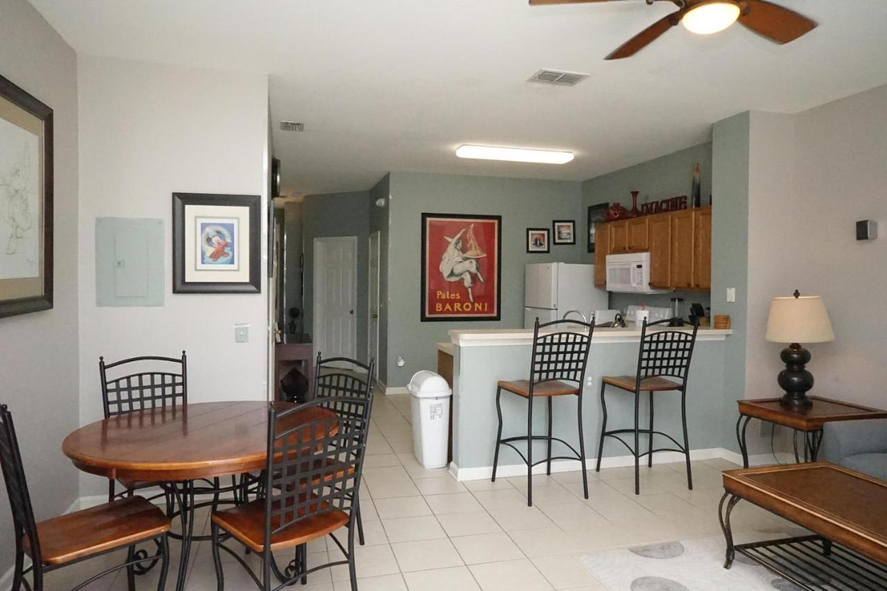 Windsor Hills End Unit, South Facing Pool 7666!