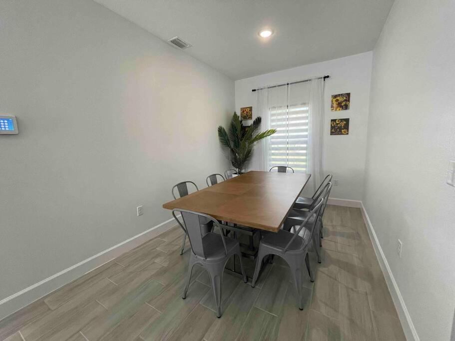 Villa 3bd/2bth Near Downtown Orlando