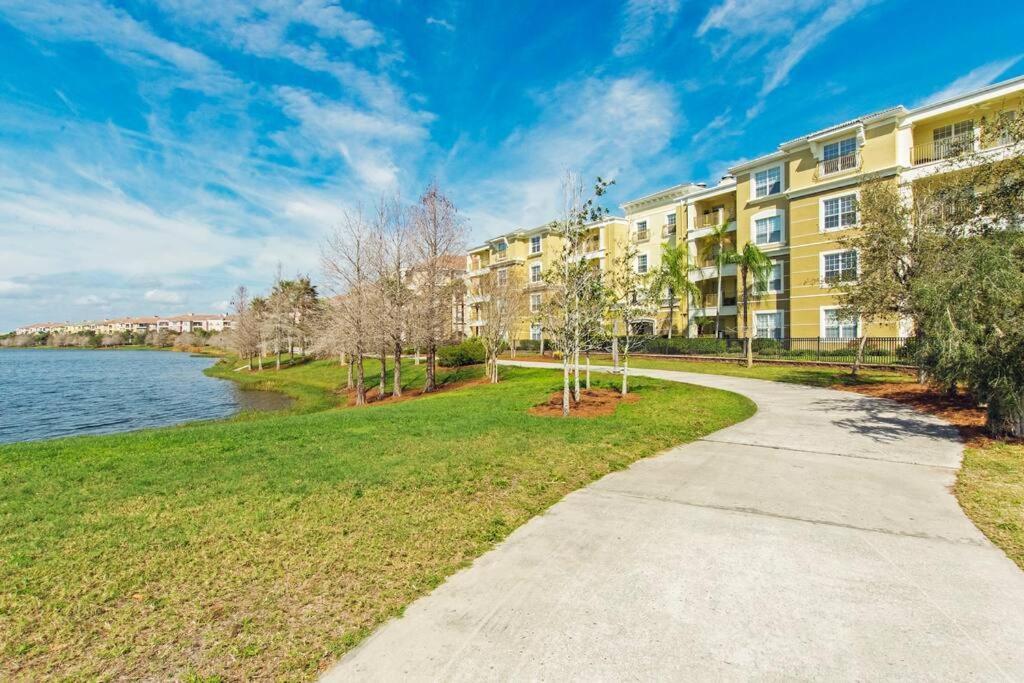 Vista Cay Luxury Loft Apartment Orlando