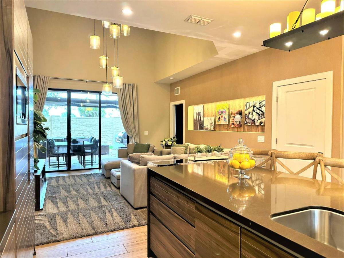Sophisticated 4 En Suites W Private Hot Tub & Bb