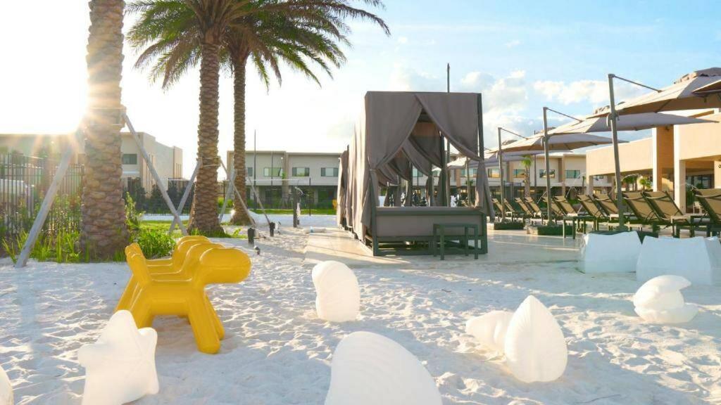 Holiday home Sophisticated 4 En Suites W Private Hot Tub & Bb *