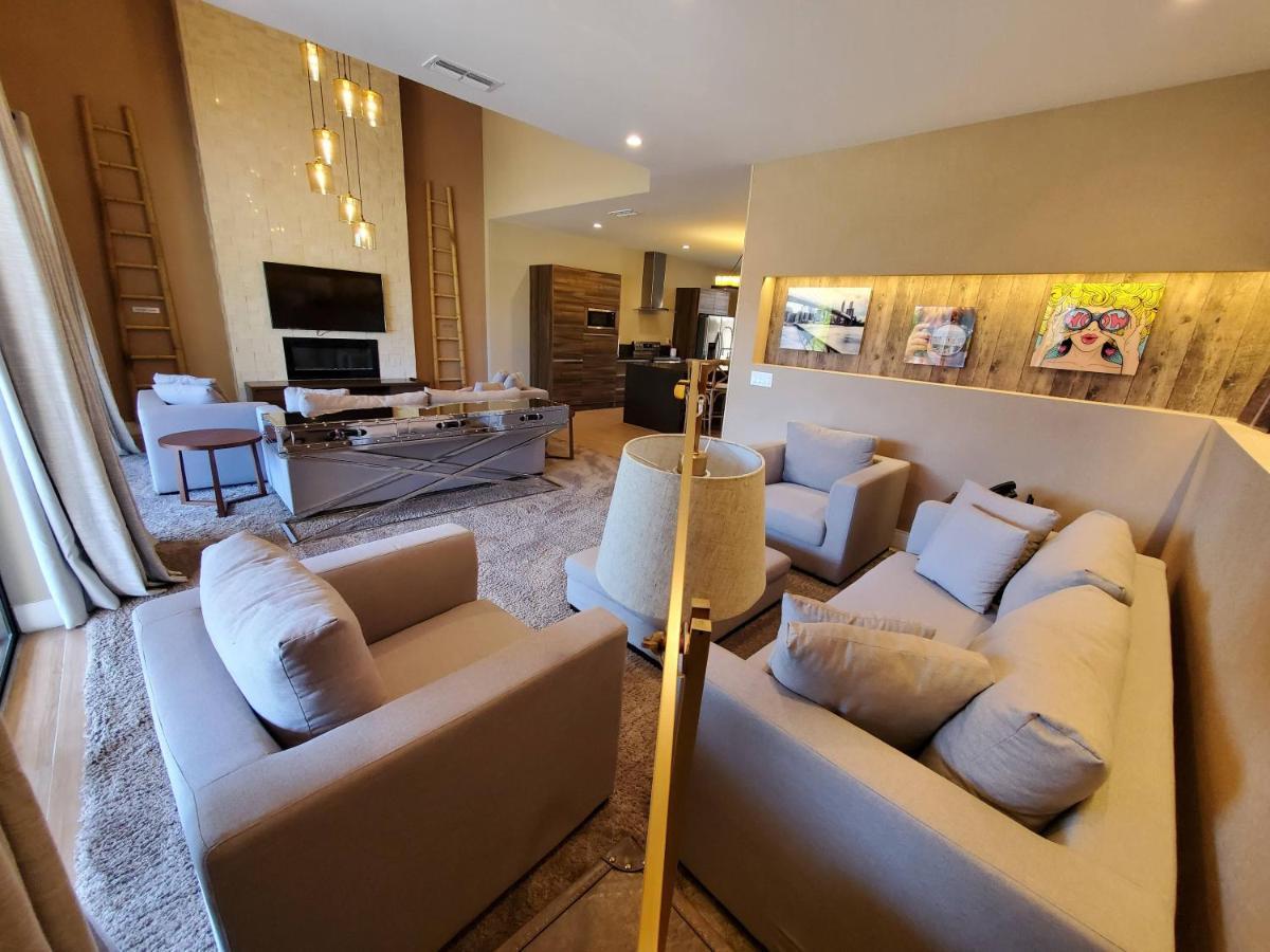 7594 Magic Village 3suites 6guets 8 Min Holiday home Orlando