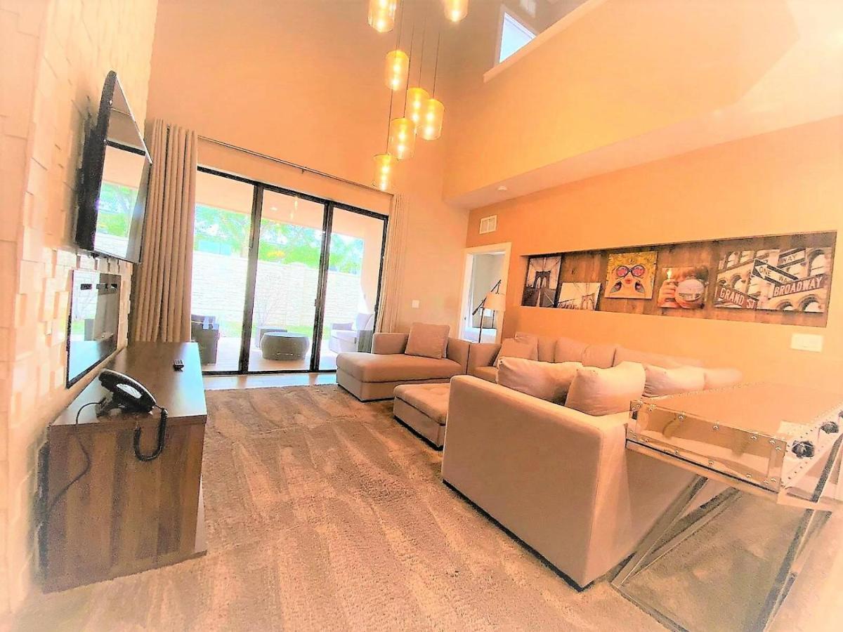 7562 Magic Village 8guests 4suites 8 Min Holiday home Orlando