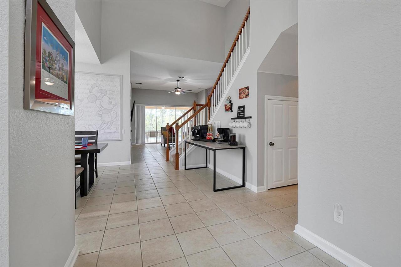 Holiday home Windsor Hills Luxurious 3 Miles To Disney!