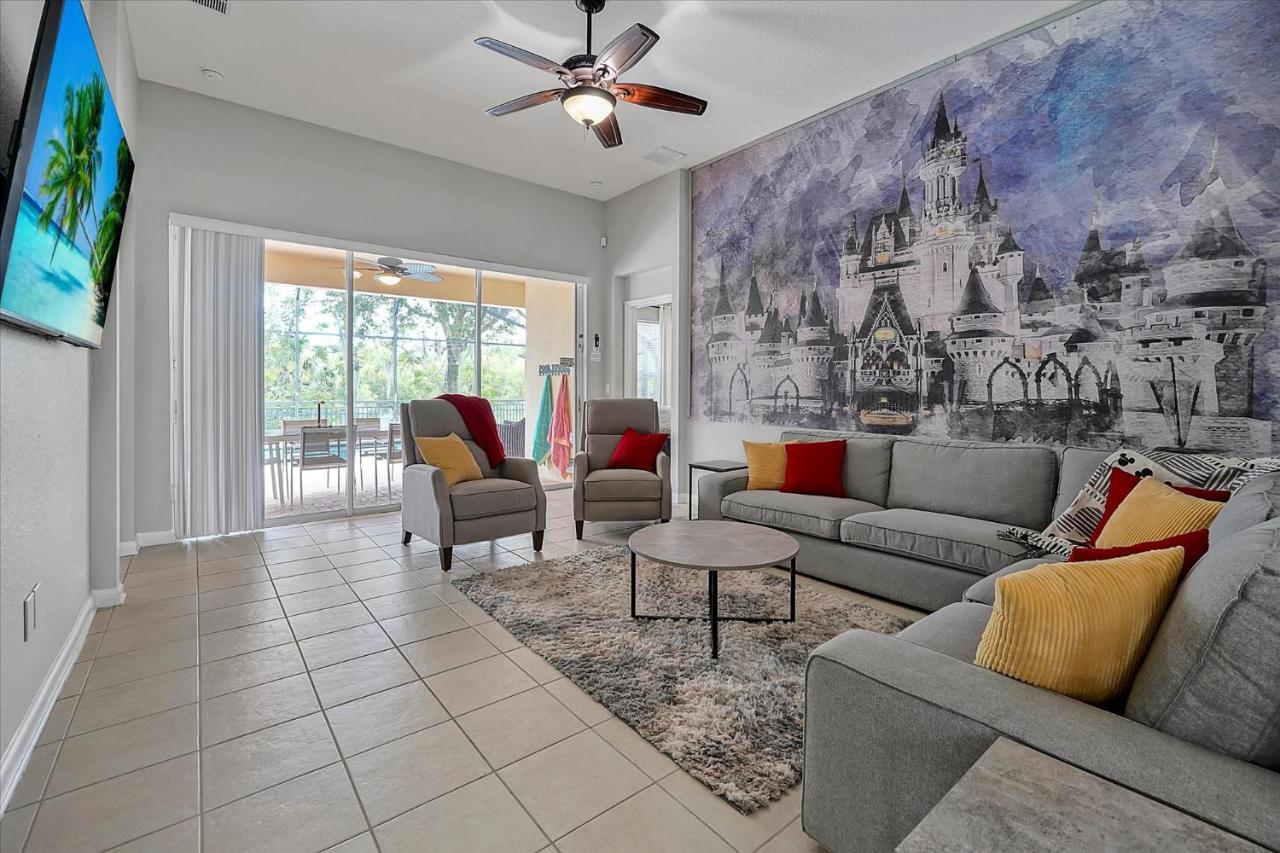 Windsor Hills Luxurious 3 Miles To Disney! Holiday home Orlando