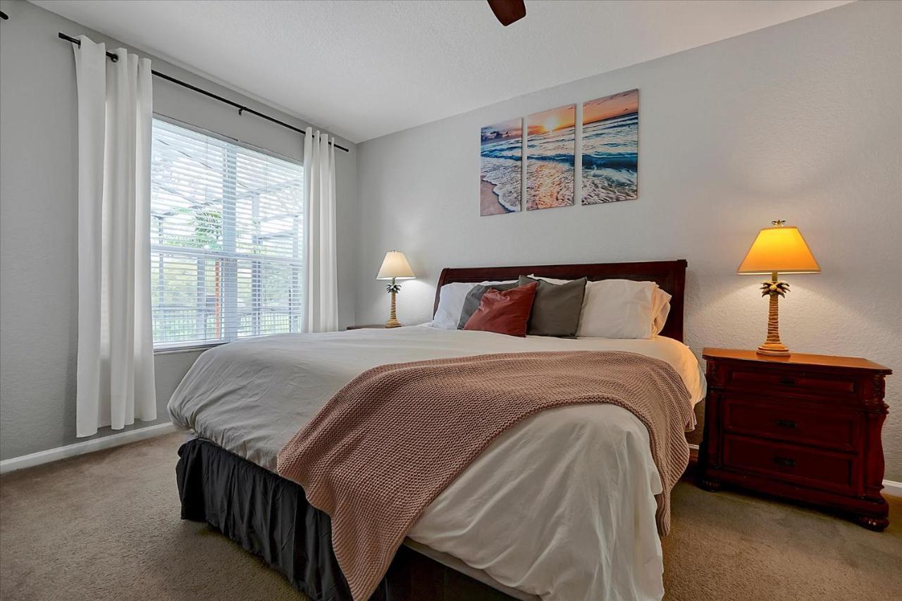 Windsor Hills Luxurious 3 Miles To Disney! Holiday home *
