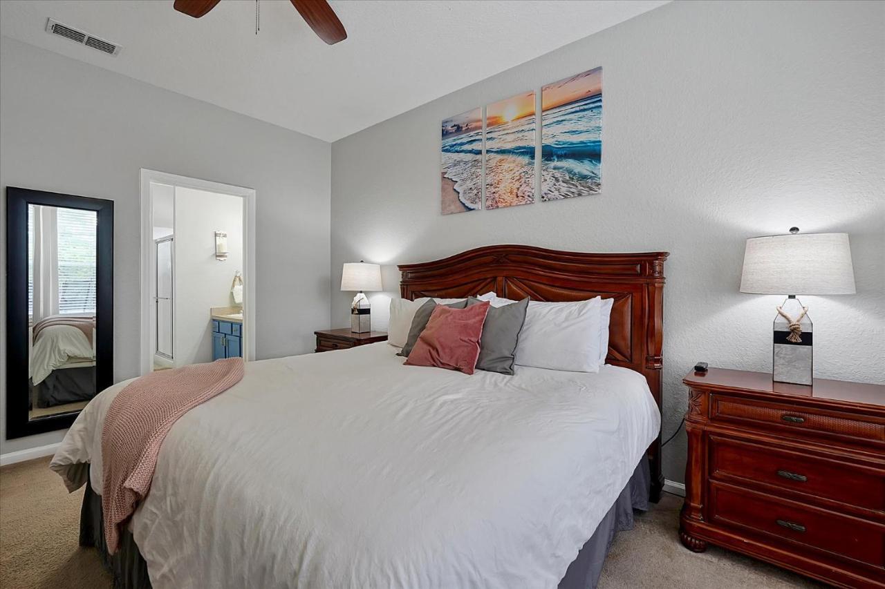 Windsor Hills Luxurious 3 Miles To Disney! Holiday home *