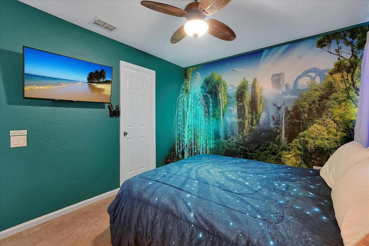 Windsor Hills Luxurious 3 Miles To Disney! Holiday home