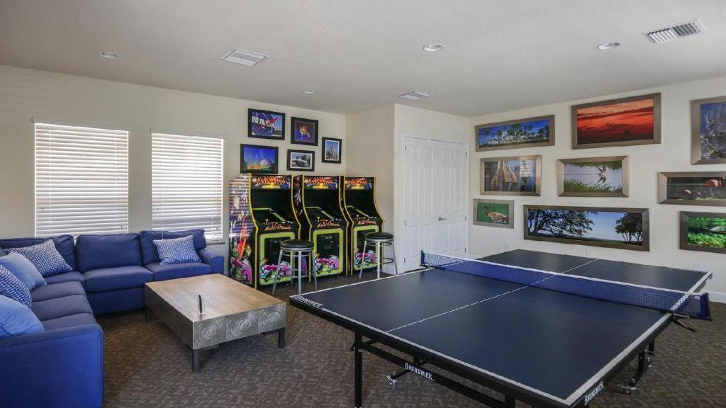 3 Bedrooms Pool With Clubhouse Amenities Retreat Apartment