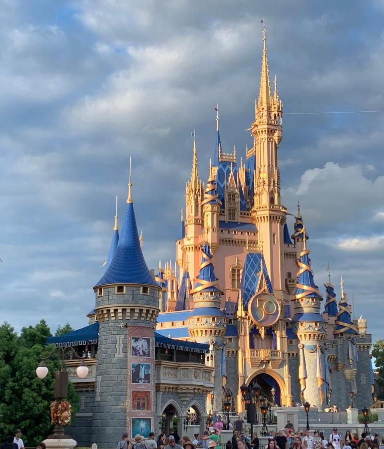 Next To Universal! 2bedroom-2bath-many Indoor Plants Apartment