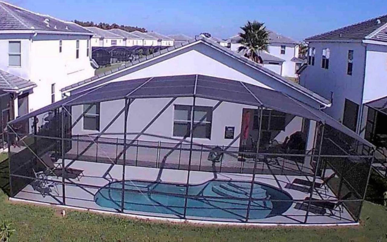 3860 - Wonderful And Modern House With Pool Close
