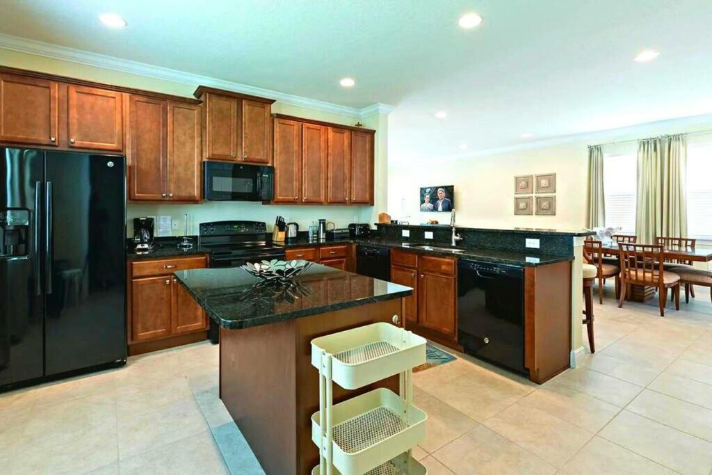 Holiday home Deluxe W Pool Game Bbq Grill