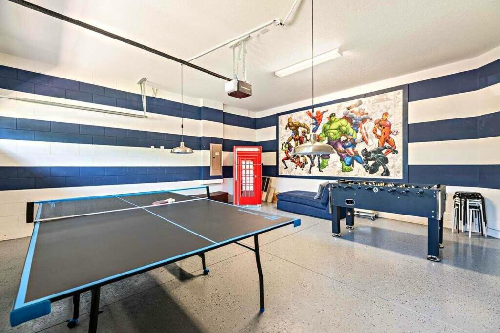 Deluxe W Pool Game Bbq Grill * Orlando