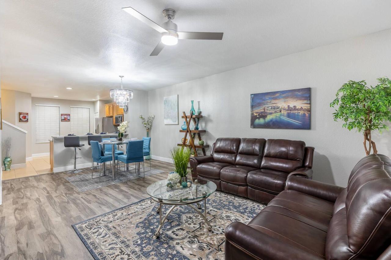 3br Townhouse W Perfect Location Holiday home Orlando
