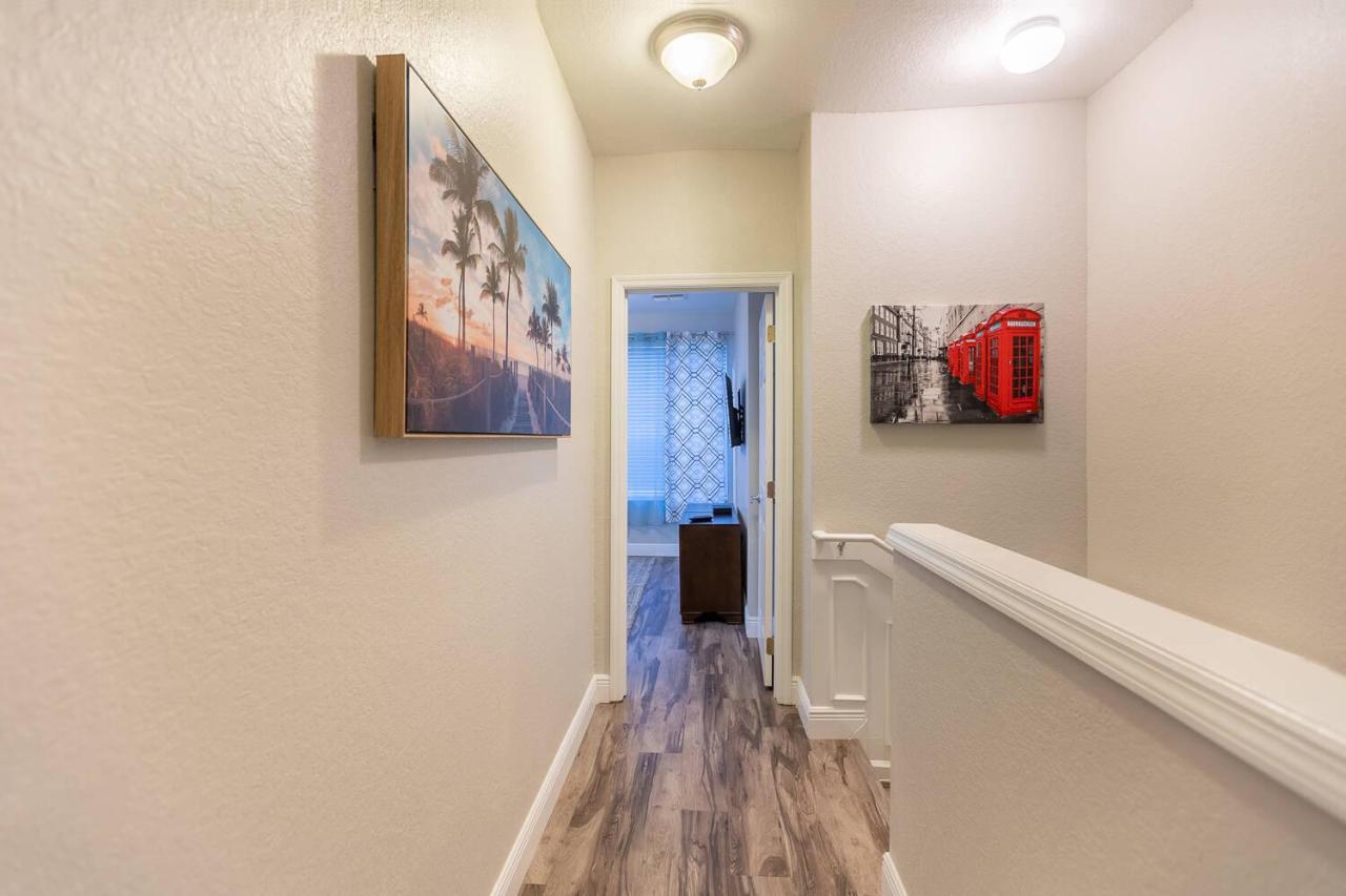 3br Townhouse W Perfect Location Holiday home