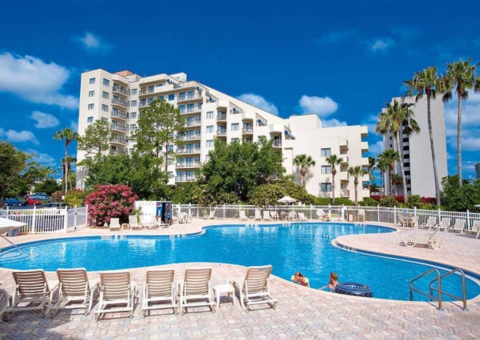 Universal Studios. Amazing 2 Bedroom Apartment! Apartment *