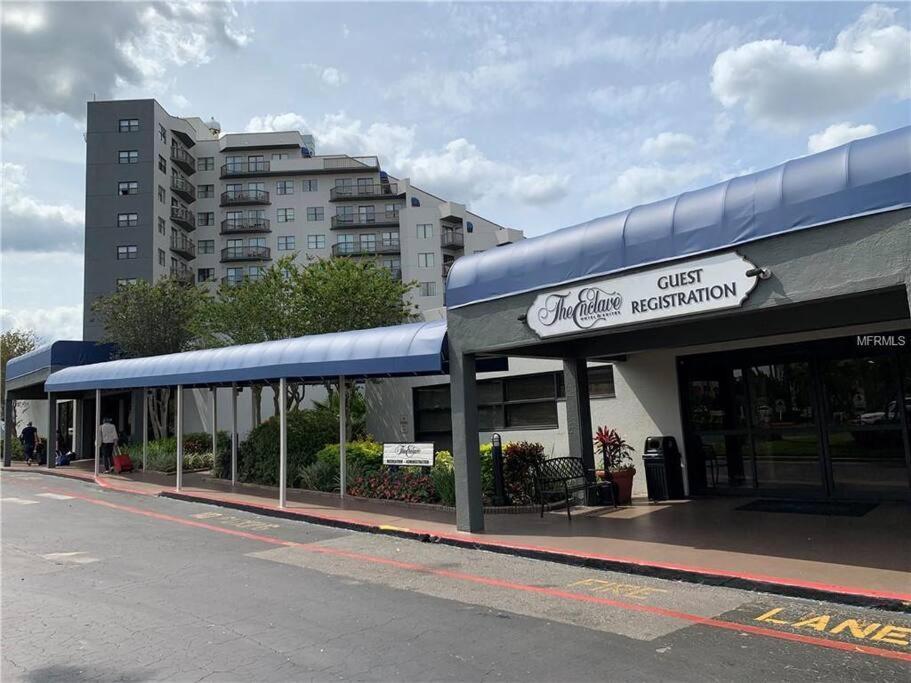 Universal Studios. Amazing 2 Bedroom Apartment! Apartment