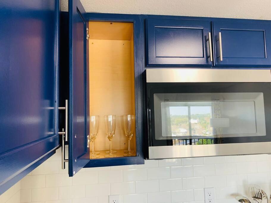 Universal Studios. Amazing 2 Bedroom Apartment! * Orlando
