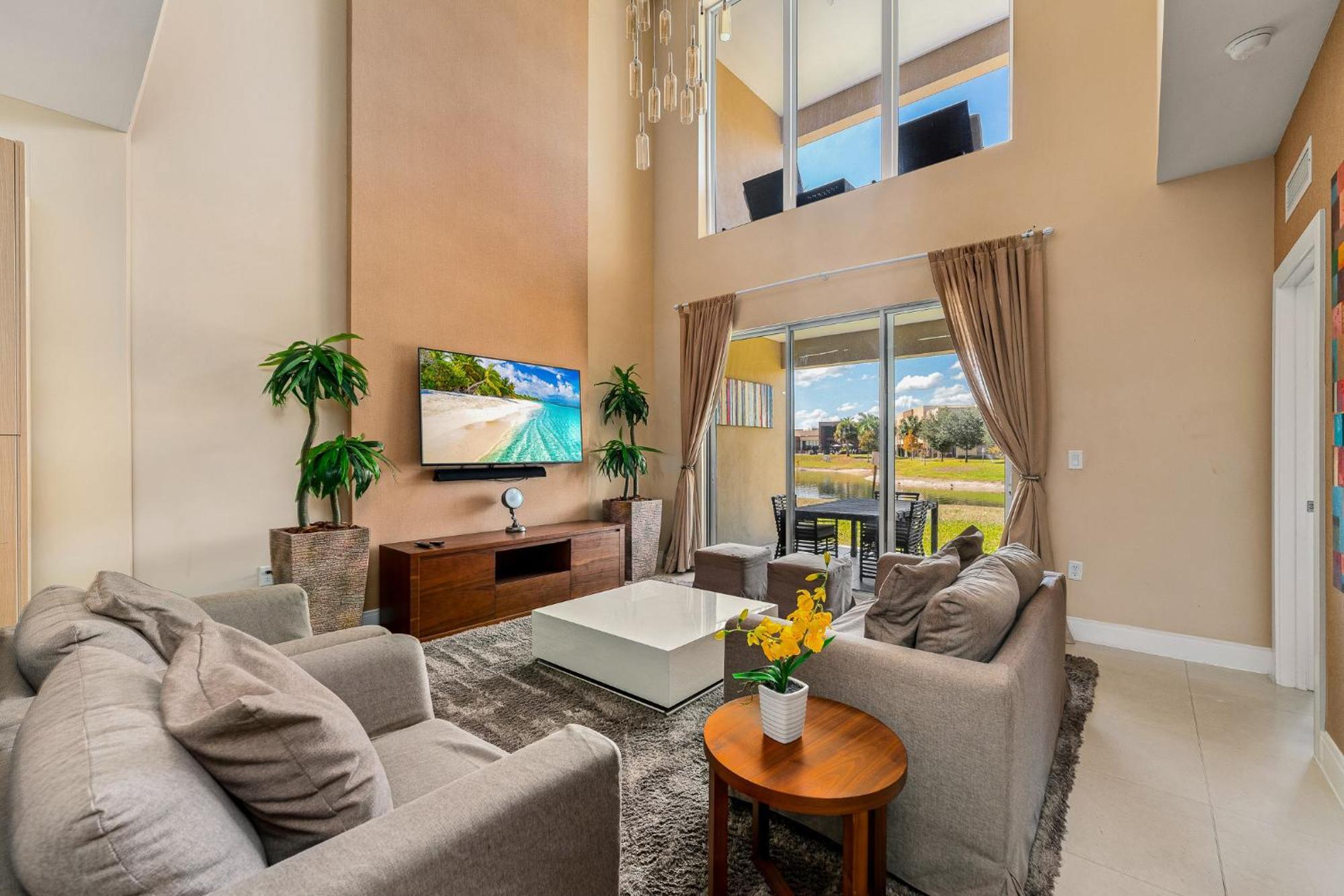 4 Bedroom W/ Amenities + 3 Mi To *