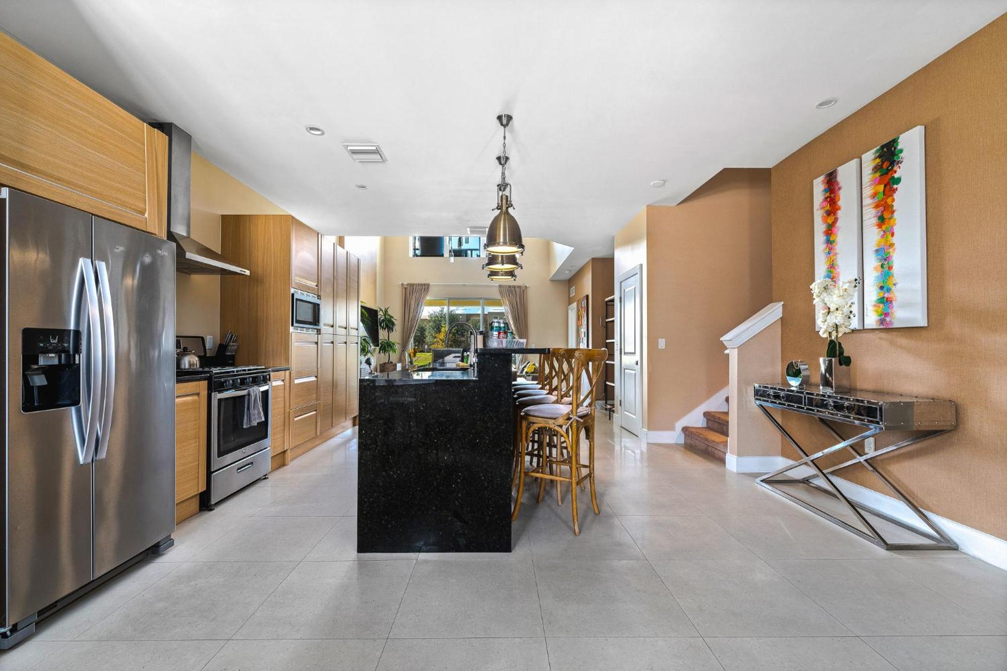 4 Bedroom W/ Amenities + 3 Mi To *