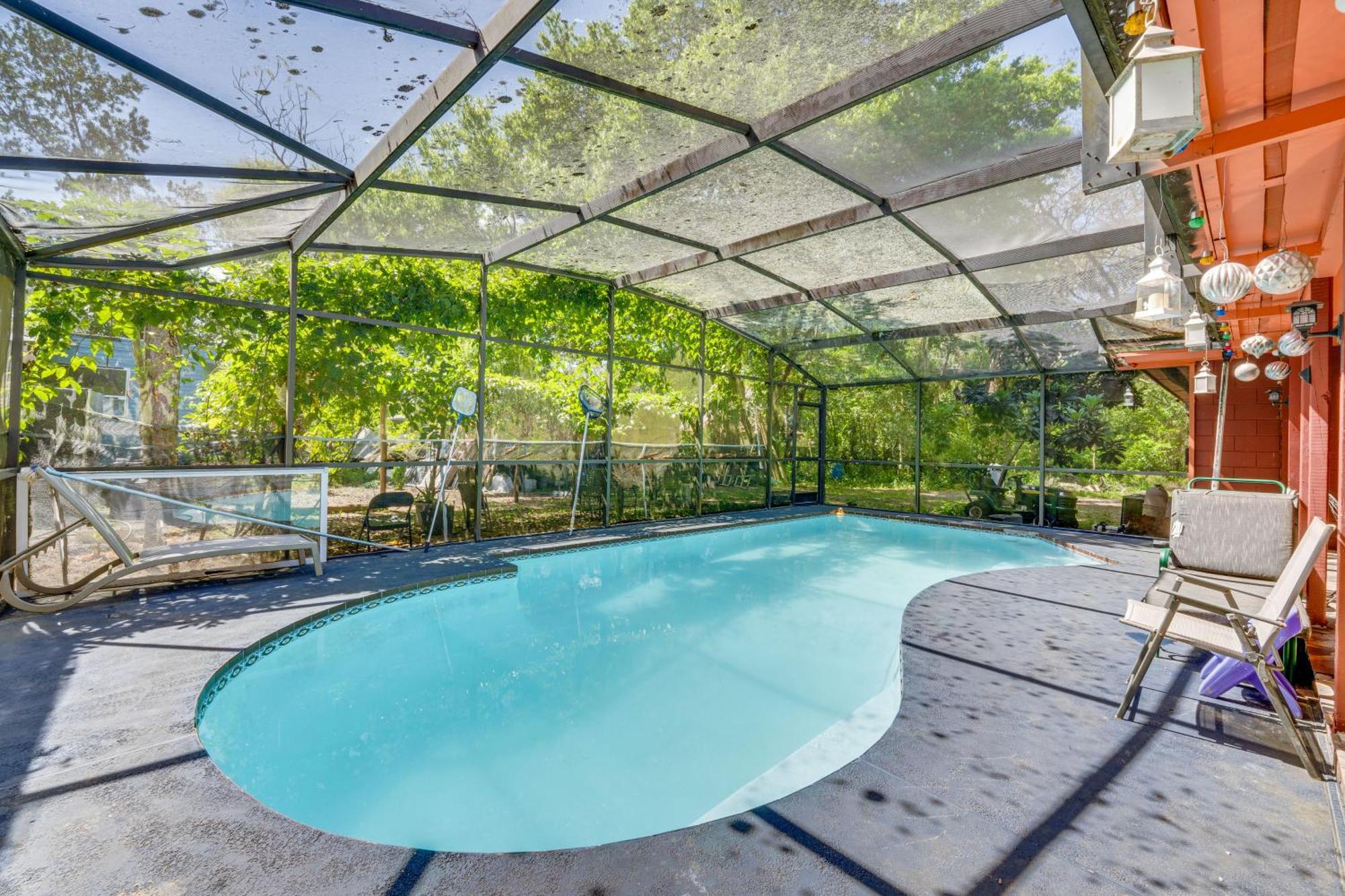 South Apopka With Pool About 16 Mi To Orlando! Orlando