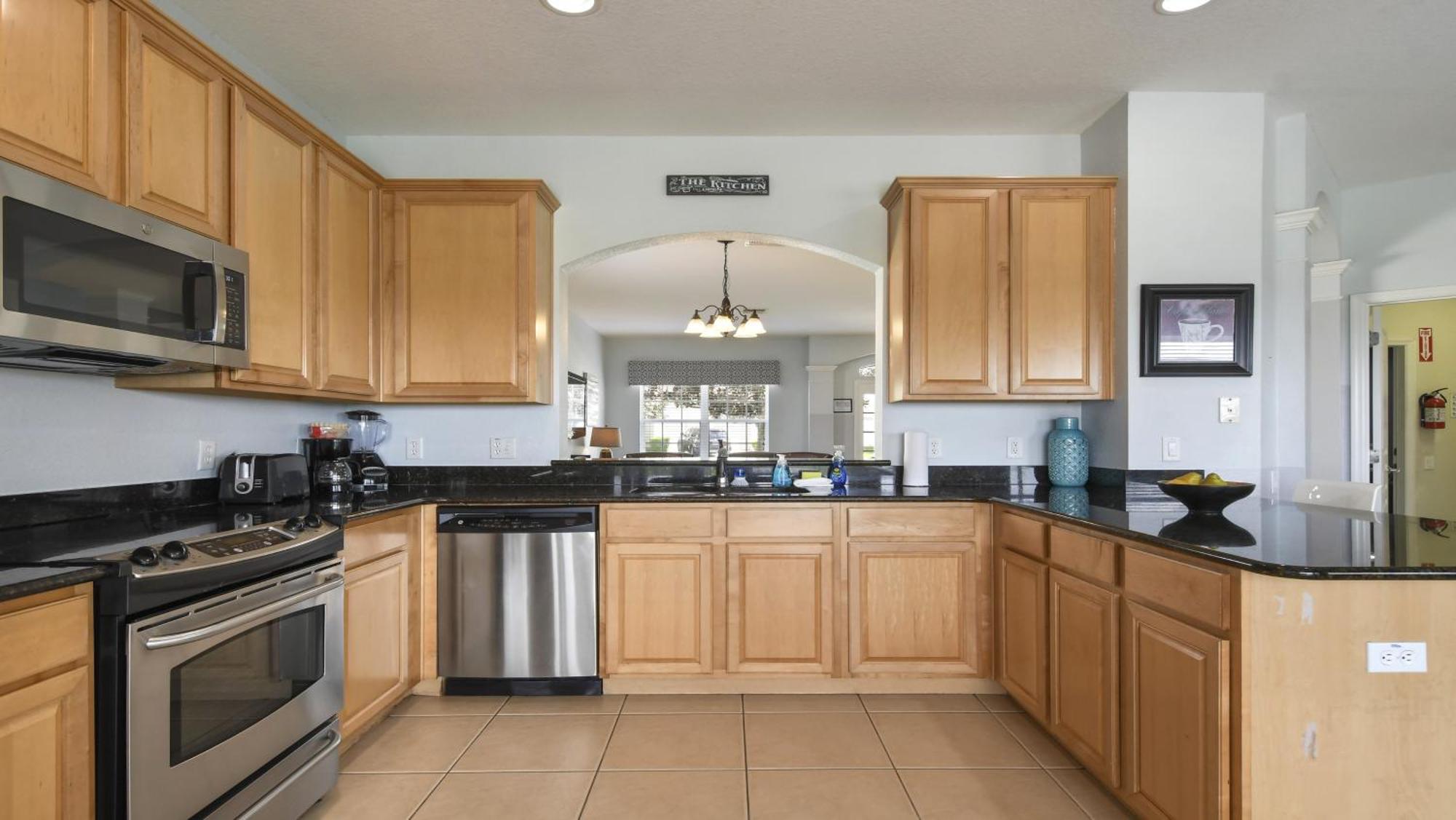 Windsor Hills 6br Pool Private Theater *