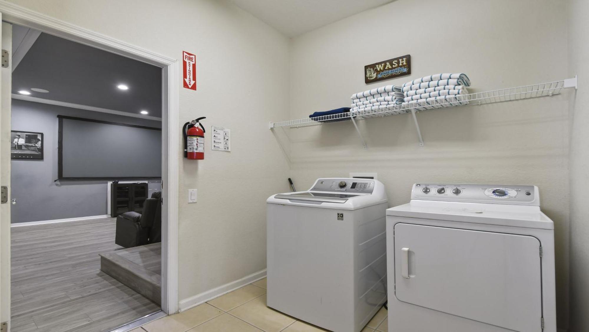 Holiday home Windsor Hills 6br Pool Private Theater *