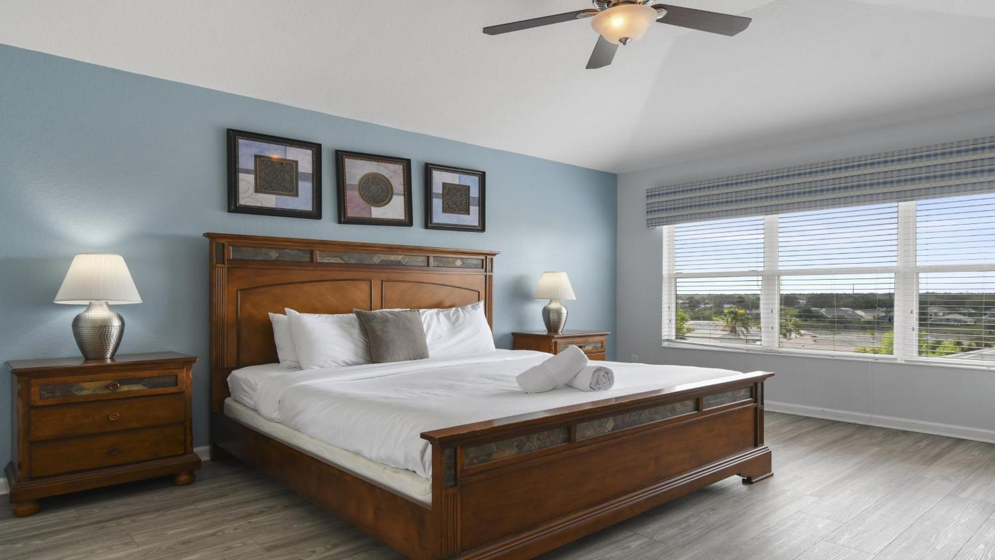 Windsor Hills 6br Pool Private Theater Holiday home Orlando
