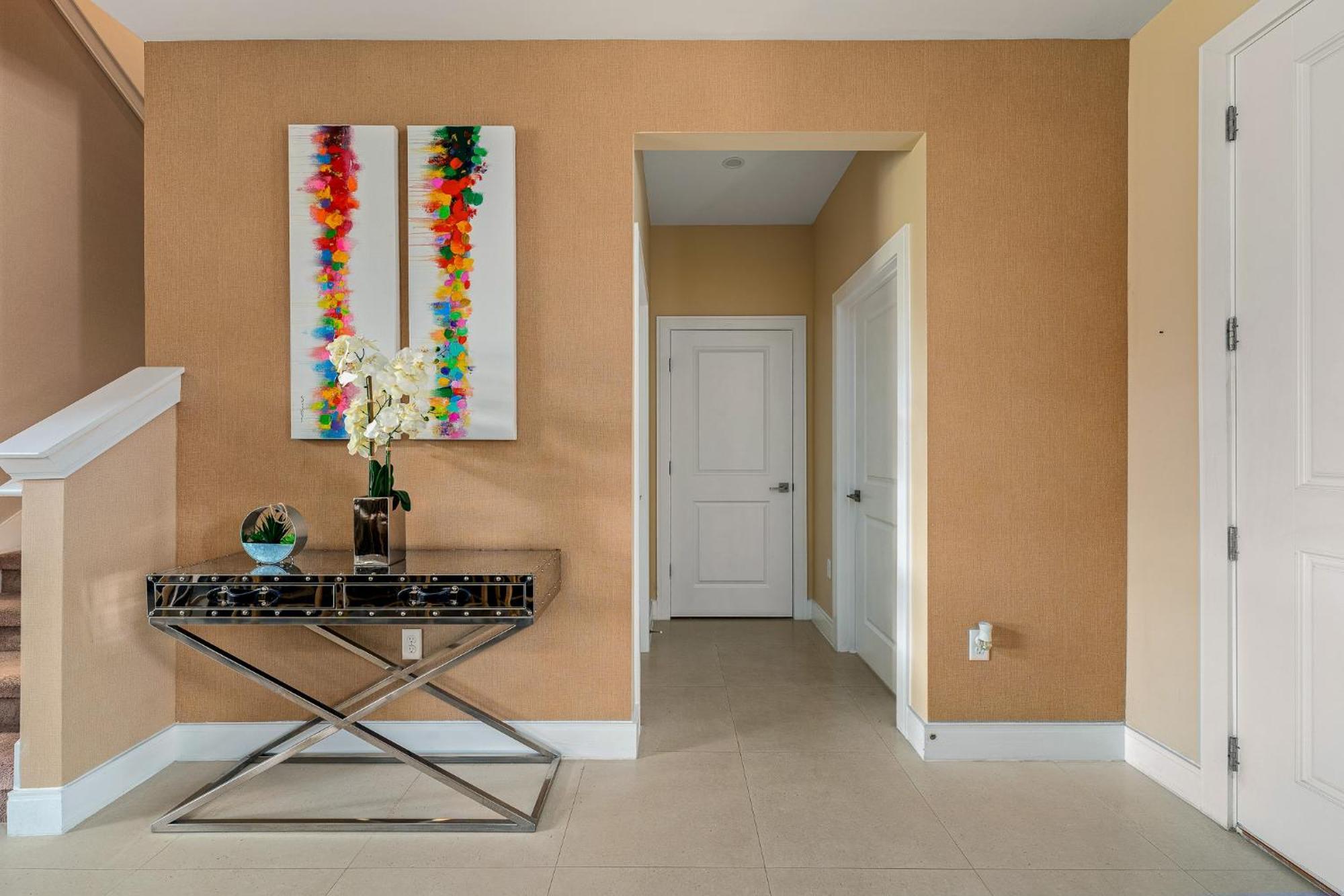 Apartment 4 Bedroom W/ Amenities + 3 Mi To *