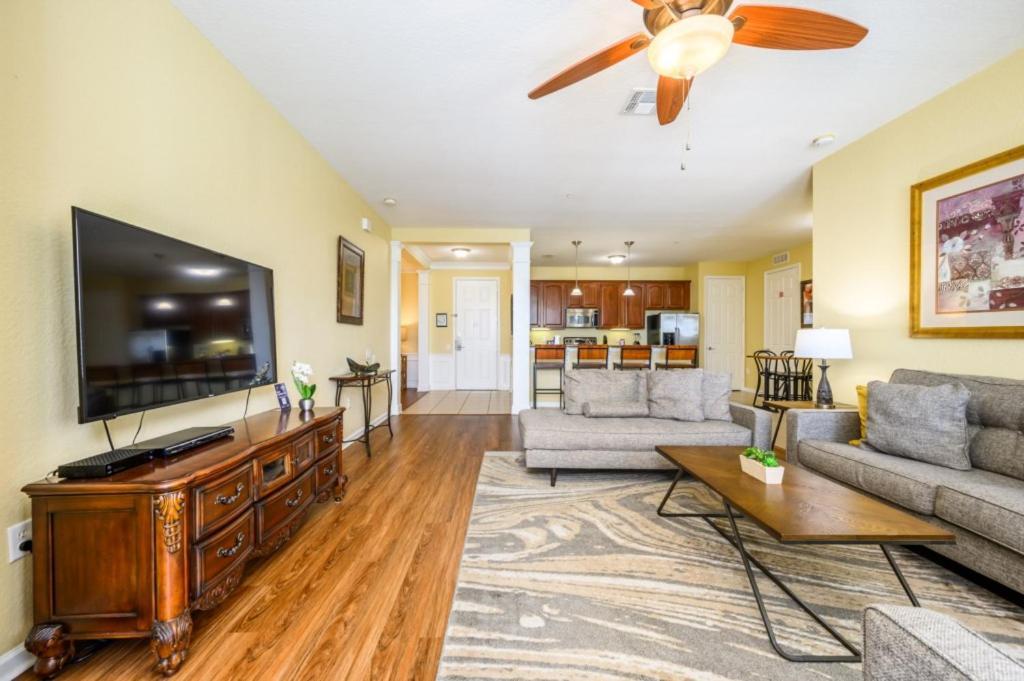 Apartment 3 Bedroom Premium Lakeview Condo-1012 Orlando
