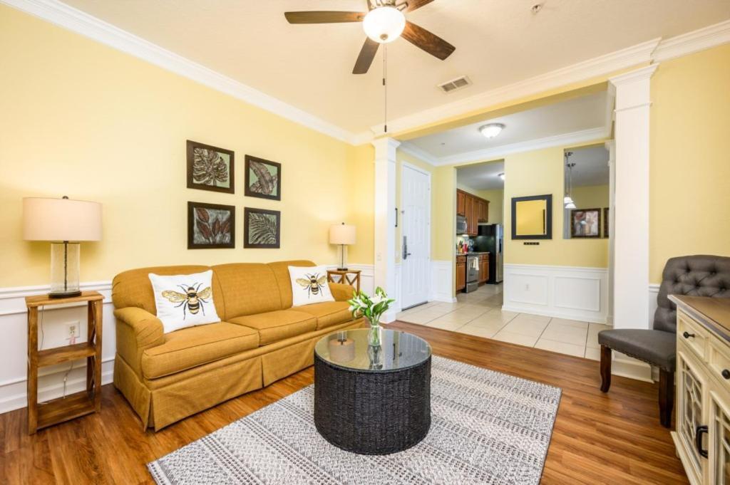 3 Bedroom Premium Lakeview Condo-1012 Apartment Orlando
