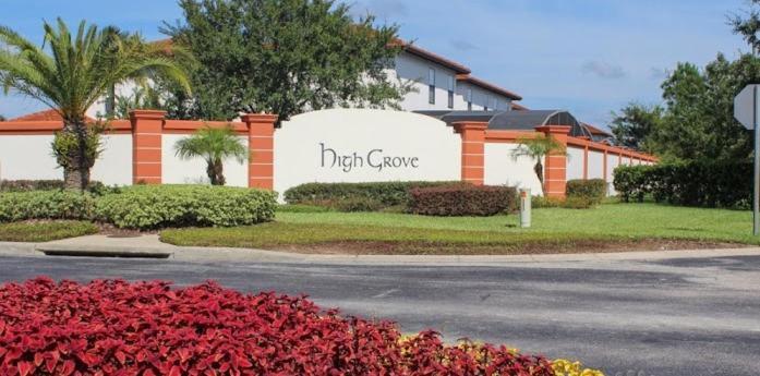 Serene 4-bedroom Lakeview Retreat With South-facing Pool & Sun-drenched Outdoor Living Orlando